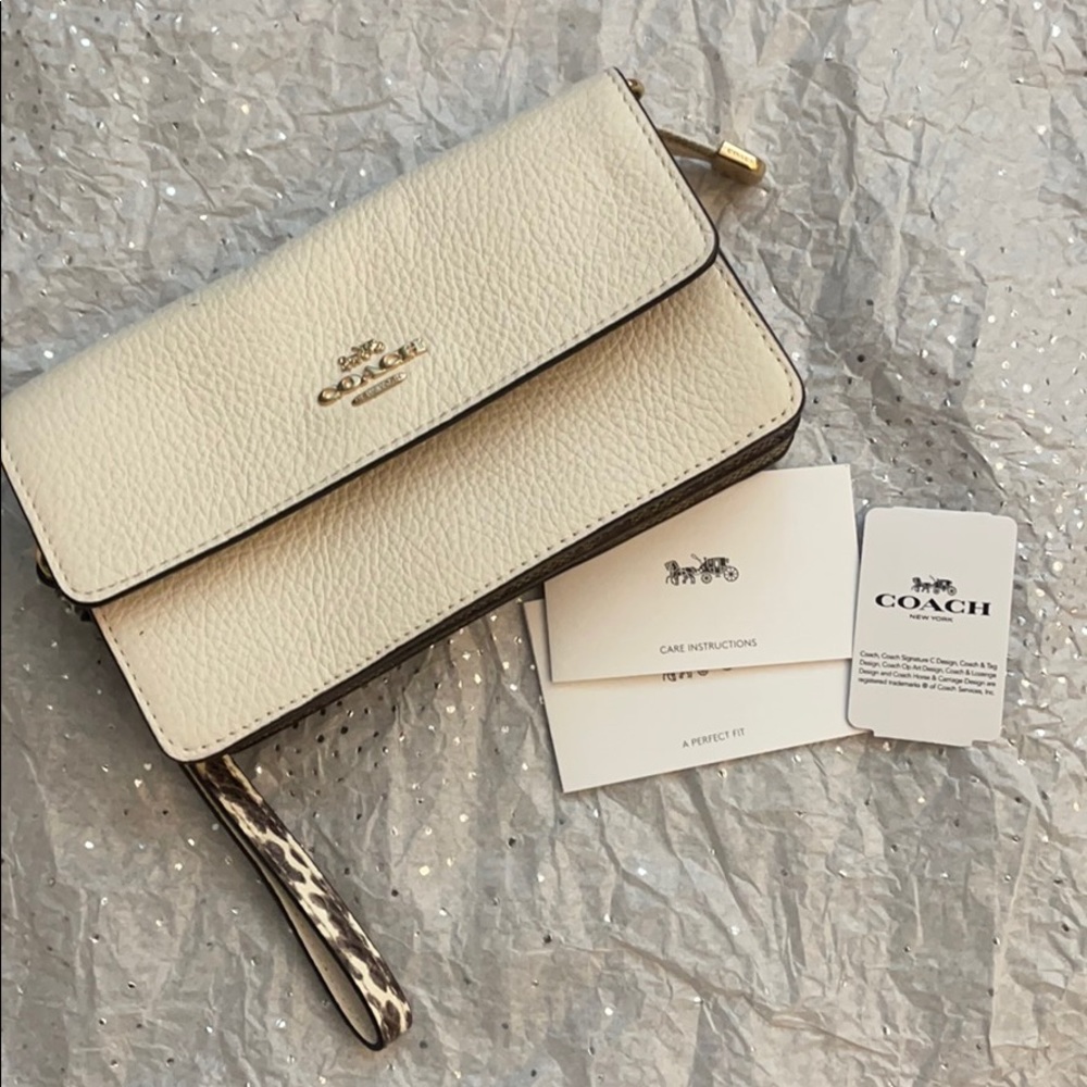 Coach signature leather wristlet wallet purse